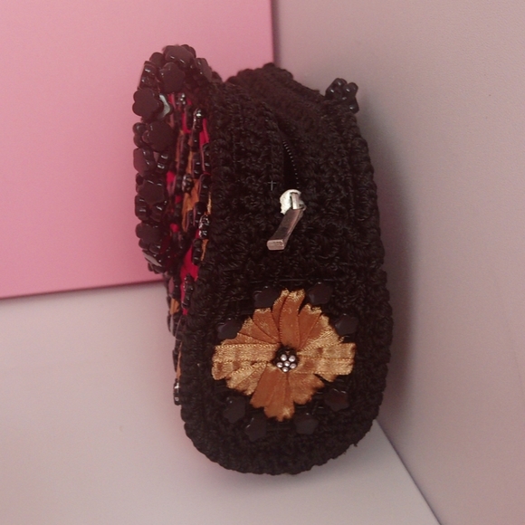 🎉HP🎉Hand Made Beaded Evening Bag - Picture 2 of 3
